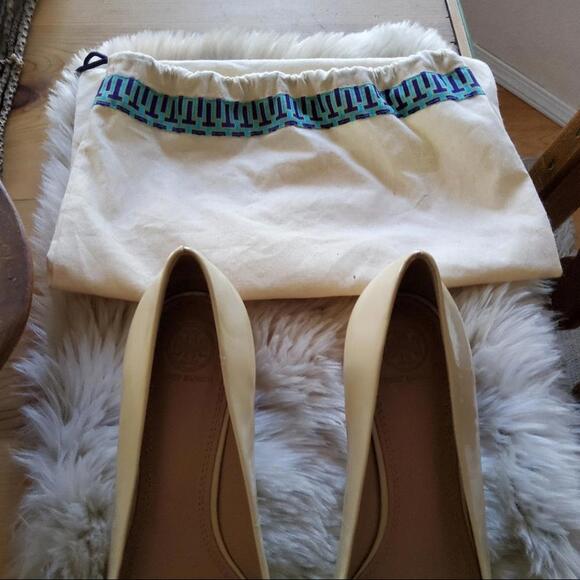 Tory Burch Aurora Pump Cream SPECTACULAR Condition 9 1/2 - Picture 10 of 14